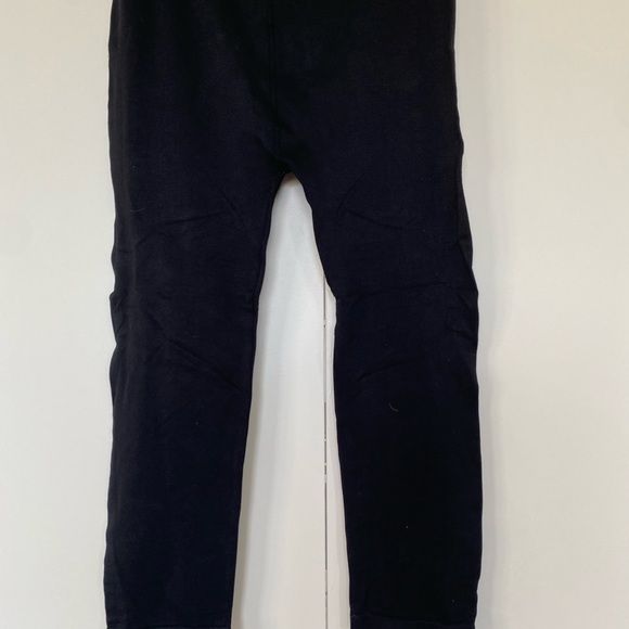 Capri length, Danskin fabric, 92% Nylon 8% Spandex free size - Picture 3 of 3